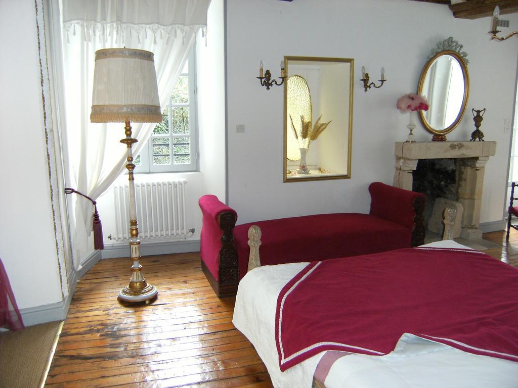 Bed and Breakfast Le Relais Du Mont Chauve Caumont-Sur-Aure Номер фото