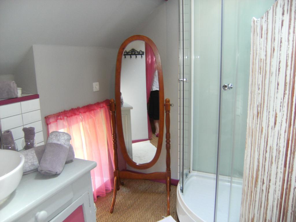 Bed and Breakfast Le Relais Du Mont Chauve Caumont-Sur-Aure Номер фото