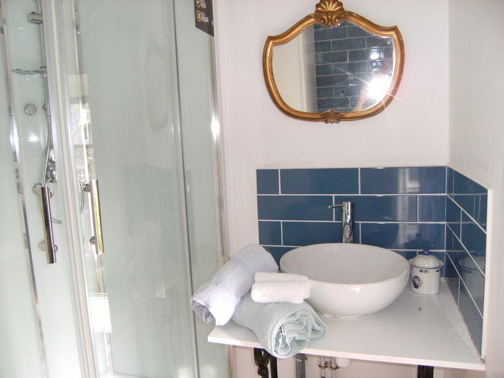 Bed and Breakfast Le Relais Du Mont Chauve Caumont-Sur-Aure Экстерьер фото